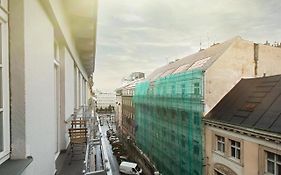 Luxury Central 150M2 Apartment On Wencelas Square With Private Garage