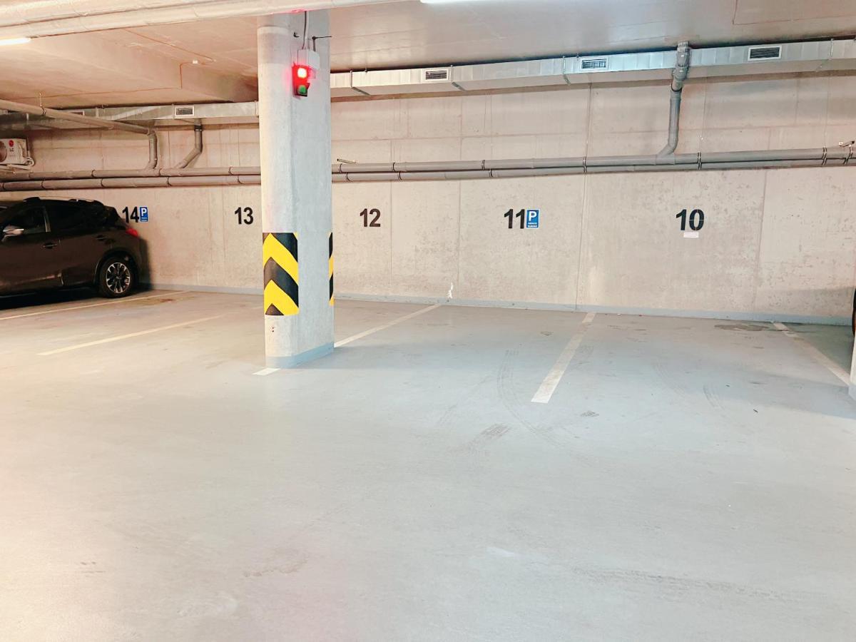 Luxury Central 150M2 Apartment On Wencelas Square With Private Garage Prag Exterior foto